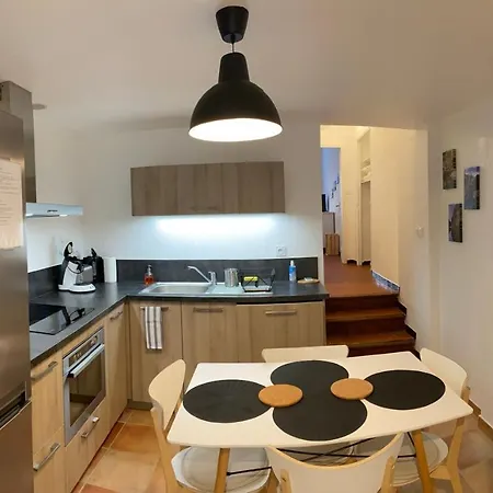 Maison De Village Au Pays Des Lavandes A